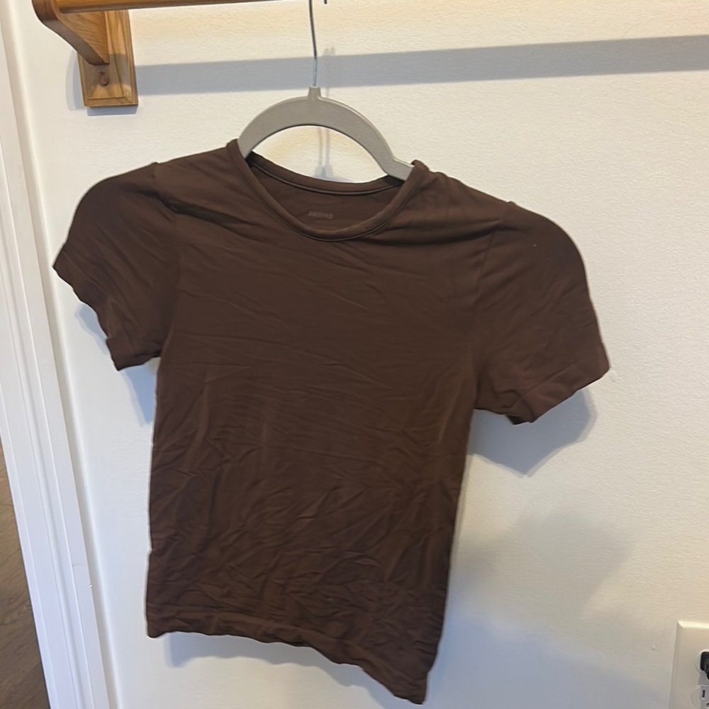 Brown Skims Tee!
